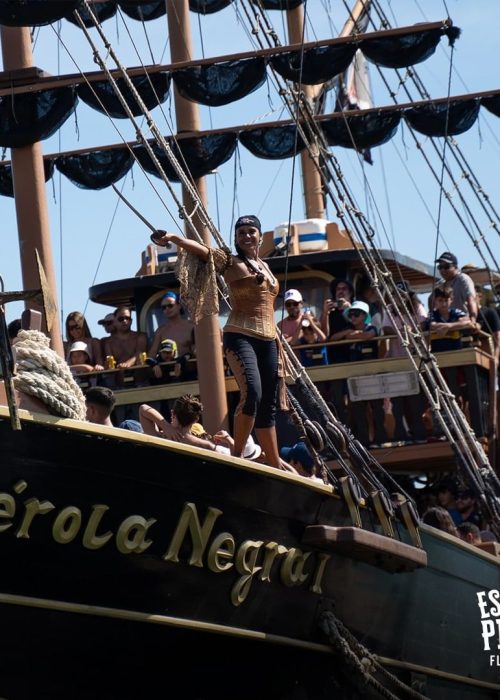 passeio barco pirata canasvieiras florianopolis (1)
