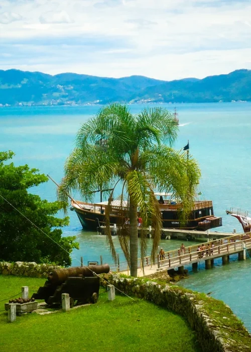 passeio barco pirata canasvieiras florianopolis (1)